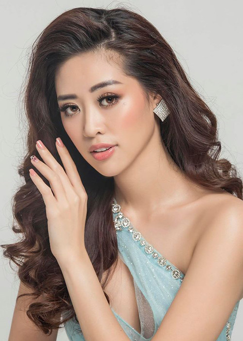 Khánh Vân khẳng định vẫn có thể làm bạn được với người yêu cũ bởi "cứ tha thứ, hy sinh thì mọi chuyện sẽ trở nên tốt đẹp".