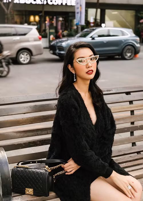 Trên truyền thông, nàng á hậu 2 Hoa hậu Hoàn vũ Việt Nam 2019 từng chia sẻ, chuyện vui của người cũ là động lực giúp cô tìm được tình yêu khác.