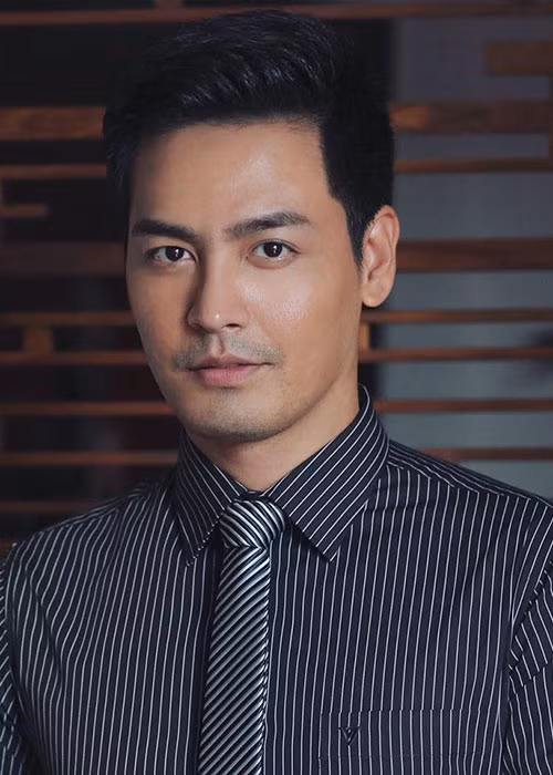 Năm 2017, MC Phan Anh bất ngờ chia sẻ câu chuyện từng bị xâm phạm tình dục khi mới chỉ là một cậu nhóc.