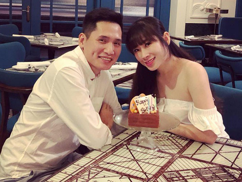 Ngoài công việc ở đài truyền hình, Anh Thư còn kinh doanh ăn uống.