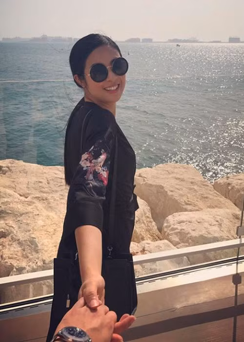 Nàng hoa hậu sinh năm 1989 từng khoe không ít khoảnh khắc tình tứ bên nửa kia của mình.