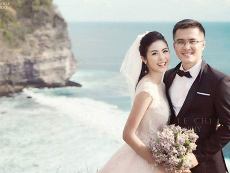 Năm 2017, bức ảnh Ngọc Hân mặc váy cưới bên bạn trai tin đồn khiến dư luận xôn xao.