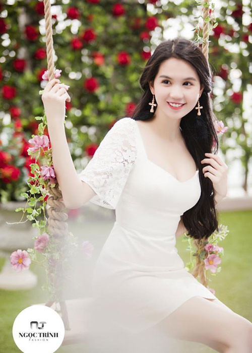 Có thể nói, với người mẫu Ngọc Trinh, báu vật mang đến cho cô thu nhập khủng không gì khác đó chính là làn da trắng và vóc dáng nuột nà, gợi cảm.