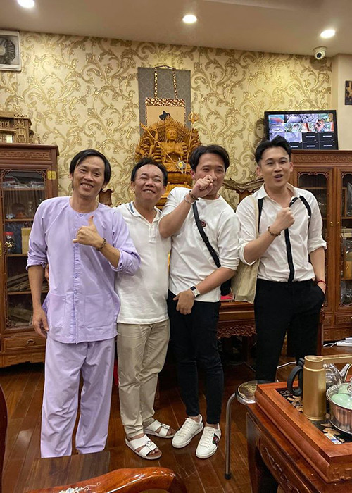 Vào các năm trước, Hoài Linh thường tổ chức sinh nhật ở một nhà hàng quen thuộc.