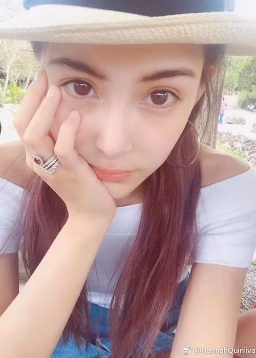 Nhan sắc gái hai con của bà xã Châu Kiệt Luân khiến ai ấy cũng phải ngưỡng mộ.