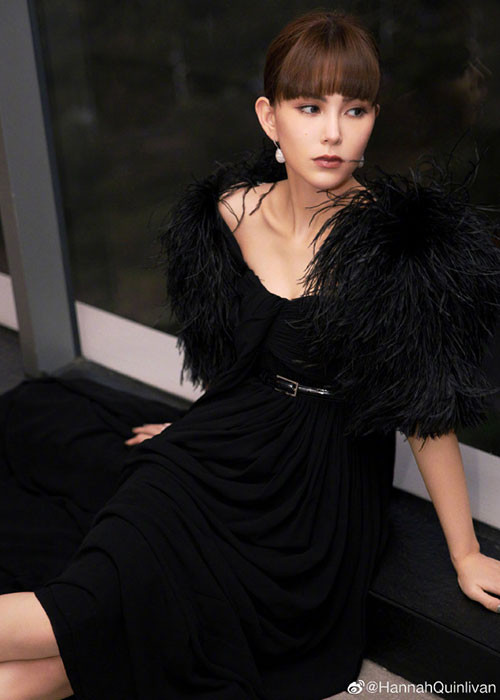 Bà xã kém 14 tuổi của Châu Kiệt Luân trẻ trung khiến nhiều người ngỡ ngàng khi biết cô đã là bà mẹ bỉm sữa hai con.