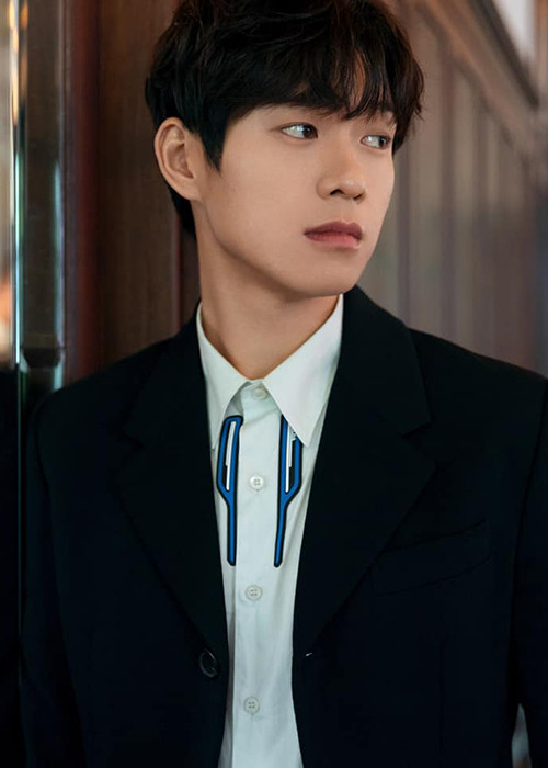 Tuy giàu có nhưng Ngụy Đại Huân sống khá tiết kiệm.