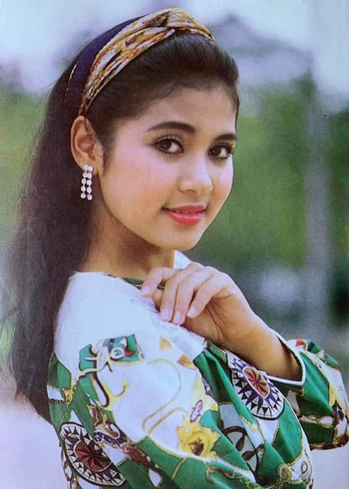 Không ít người hâm mộ cất giữ hình ảnh Việt Trinh thập niên 90.