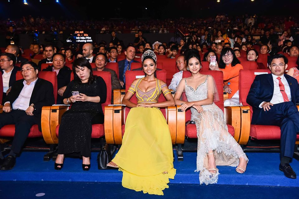 Nguyen Tran Khanh Van dang quang Hoa hau Hoan vu Viet Nam 2019-Hinh-34