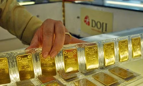 Gia vang hom nay 13/12, tang vot sau bat ngo tu nuoc My