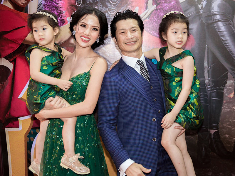 Vợ chồng Dustin Nguyễn hiện có 2 cô con gái: bé Sky (sinh năm 2013) và bé Scarlet (sinh năm 2015). Ảnh: Điện ảnh Việt Nam