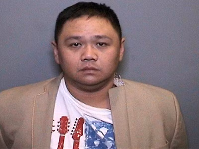 Bê bối tình dục gây chấn động showbiz Việt nhất là diễn viên Minh Béo. Anh bị bắt tại Mỹ vào ngày 24/3 (giờ Mỹ) năm 2016 vì cáo buộc ba tội danh: Dâm ô với một trẻ em, sắp xếp gặp gỡ với trẻ em và dụ dỗ trẻ em.