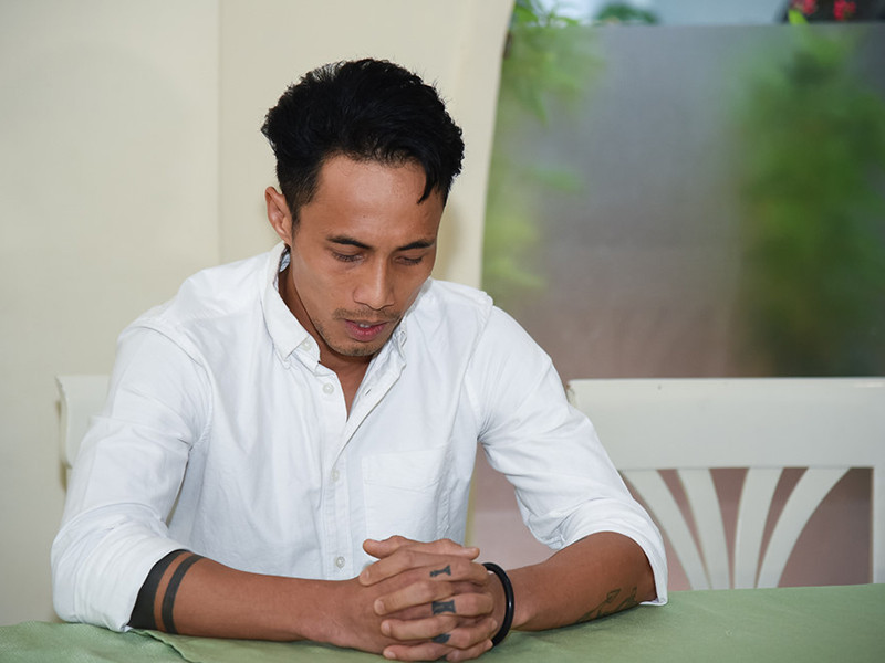 Sau khi Phạm Anh Khoa cúi đầu nhận sai, làn sóng chỉ trích anh không còn mạnh mẽ như trước. Tuy nhiên, đến nay, nhiều cư dân mạng vẫn chưa thể bỏ qua scandal của nam rocker.