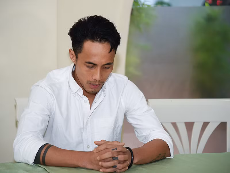 Sau khi Phạm Anh Khoa cúi đầu nhận sai, làn sóng chỉ trích anh không còn mạnh mẽ như trước. Tuy nhiên, đến nay, nhiều cư dân mạng vẫn chưa thể bỏ qua scandal của nam rocker.