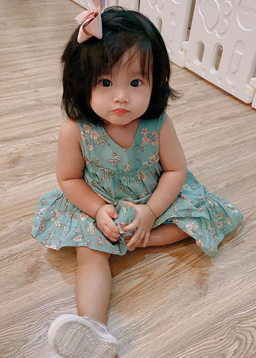 Con gái của Diệp Lâm Anh tên Boorin, thừa hưởng những nét đẹp của mẹ.