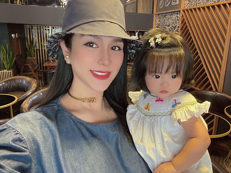 Không lâu sau khi hạ sinh bé Boorin, Diệp Lâm Anh tiếp tục mang bầu.