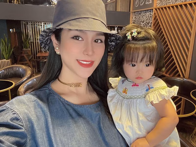 Không lâu sau khi hạ sinh bé Boorin, Diệp Lâm Anh tiếp tục mang bầu.