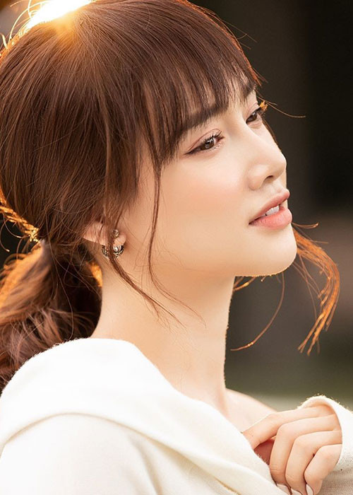 Nhiều người phát ghen khi nhan sắc của Nhã Phương ngày càng lên hương.