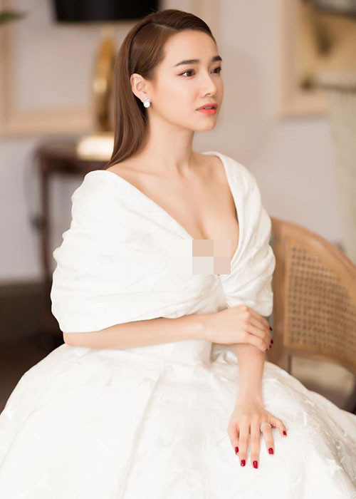 Ước mơ của Nhã Phương vẫn là diễn xuất nên cô cố gắng sắp xếp thời gian để cân bằng cuộc sống riêng tư và công việc.