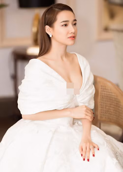 Ước mơ của Nhã Phương vẫn là diễn xuất nên cô cố gắng sắp xếp thời gian để cân bằng cuộc sống riêng tư và công việc.