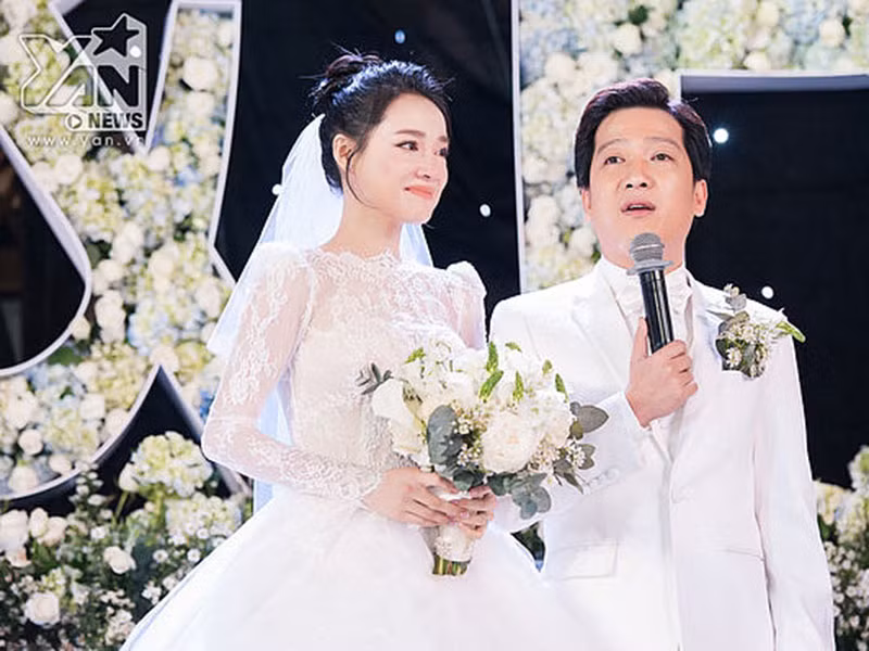 Sau 3 năm hẹn hò đầy sóng gió, Nhã Phương lên xe hoa cùng Trường Giang. Ảnh: Yan