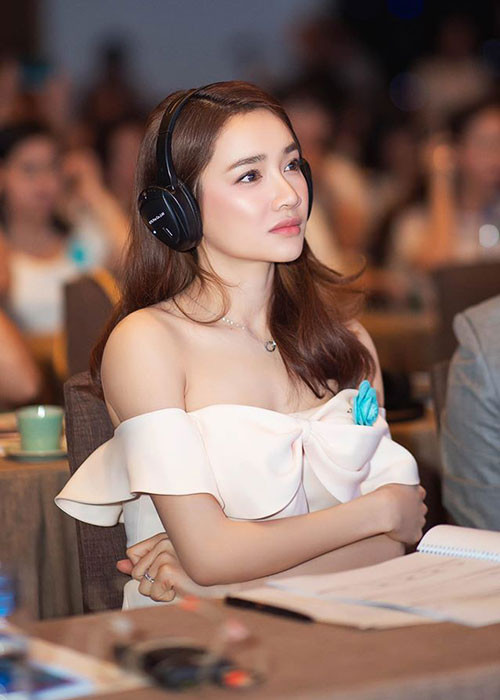 Nhã Phương cảm thấy hạnh phúc khi chăm sóc chồng con nhưng cô không quên yêu thương bản thân.