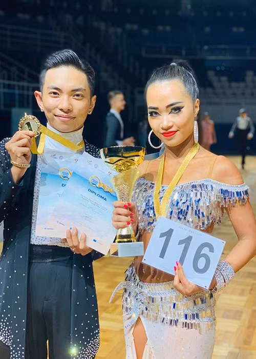 Hồi tháng 10 vừa qua, Phan Hiển giành huy chương vàng tại giải Rising Star Sochi Open 2019 tại Nga.