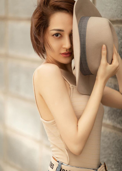 Luôn xuất hiện với hình ảnh rạng rỡ, tuy nhiên Bảo Anh từng có thời gian dài bị trầm cảm vì những tin đồn.