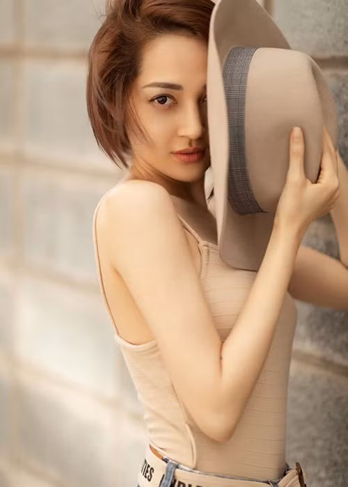 Luôn xuất hiện với hình ảnh rạng rỡ, tuy nhiên Bảo Anh từng có thời gian dài bị trầm cảm vì những tin đồn.