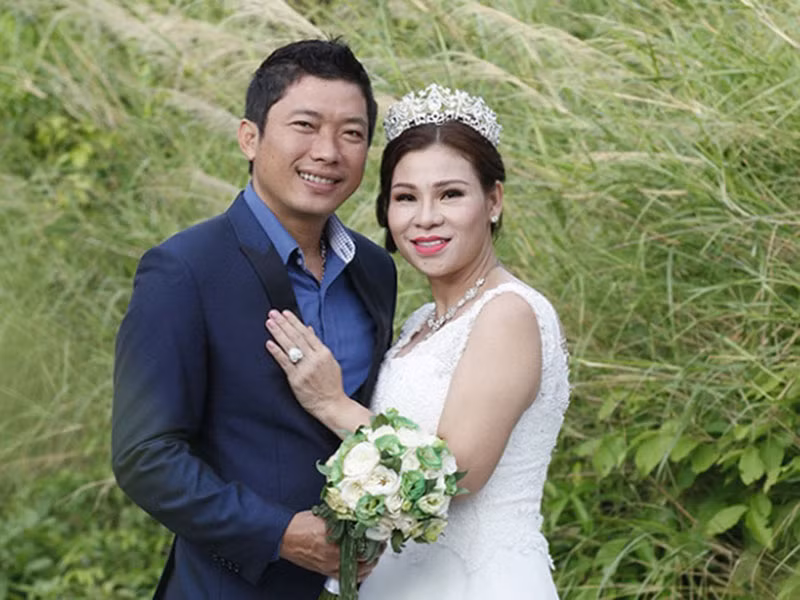 Năm 2008, diễn viên Kinh Quốc ly hôn người vợ đầu tiên dù có một cậu con trai chung. Năm 2016, nam diễn viên thừa nhận đã tái hôn và có con chung với người vợ thứ hai từ nhiều năm trước. Ảnh: Ngôi sao