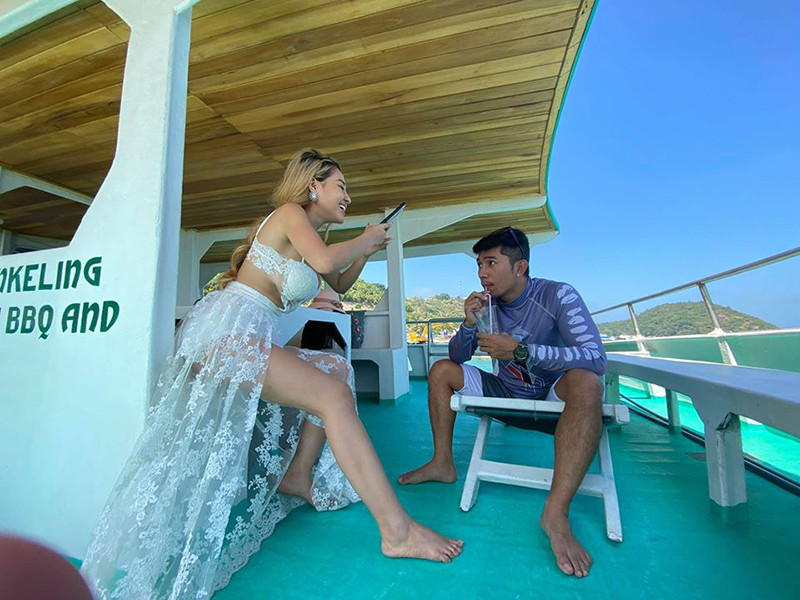 Mới đây, cặp đôi khoe ảnh cùng đi nghỉ dưỡng.