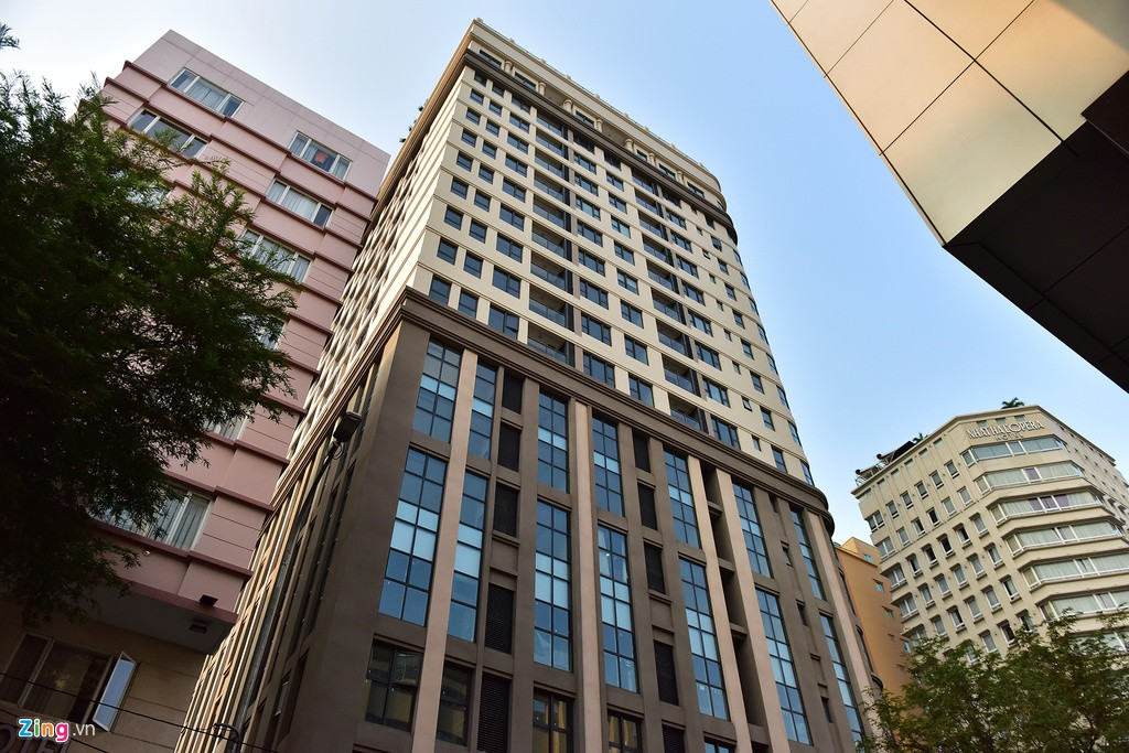 Liên quan vụ án, có 4 đồng phạm khác là Đào Anh Kiệt (cựu Giám đốc Sở Tài nguyên Môi trường), Trương Văn Út (cựu Phó trưởng phòng quản lý đất đai), Nguyễn Thanh Chương (cựu Trưởng phòng đô thị UBND TP) và Lê Văn Thanh (cựu Chánh văn phòng UBND TP) đã tham mưu cho ông Tín ký ban hành chủ trương, quyết định cho thuê đất, bán chỉ định nhà và khấu trừ tiền thuê đất đối với nhà đất số 15 Thi Sách trái quy định.