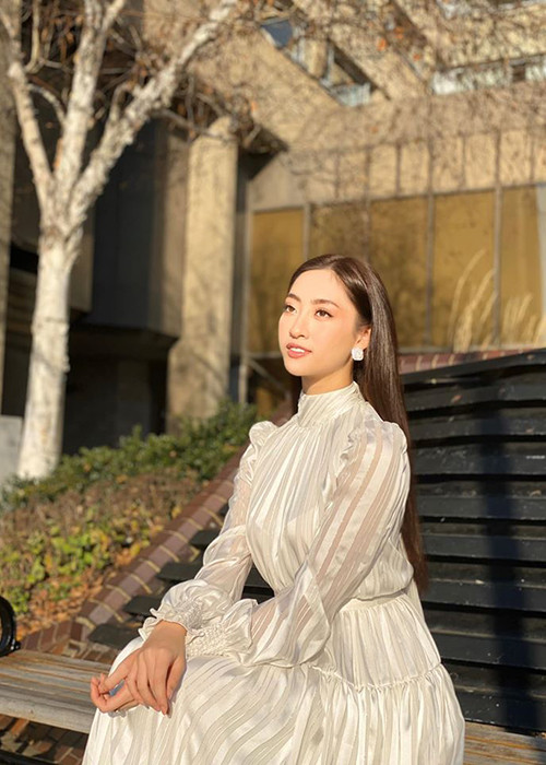 Lương Thùy Linh hiện có thành tích là top 10 phần thi Top Model.