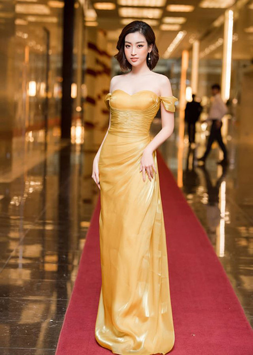 Phía người hâm mộ tỏ ra cảm thông với Mỹ Linh vì gắn liền với hình ảnh ngọc nữ nên mọi hành động, lời nói trong chương trình của cô bị khán giả soi nhiều hơn, có phần xét nét hơn.