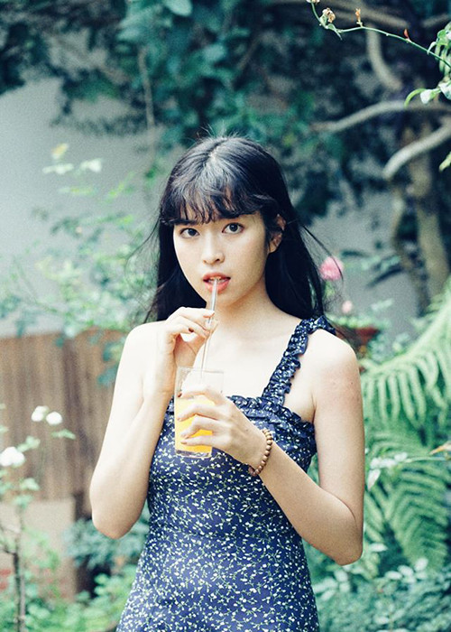 Ngoài đời, Khánh Vân được nhận xét trẻ hơn tuổi thật.