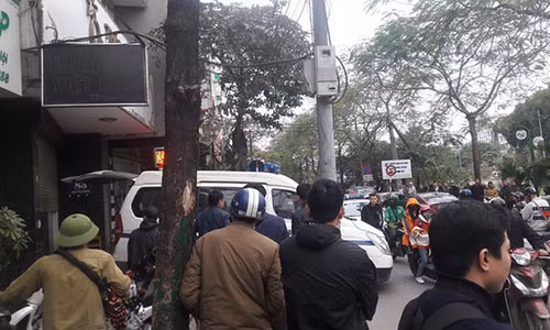 Khach hang tu vong khi hut mo bung o TMV Viet Han la pho Truong Cong an thanh pho-Hinh-2