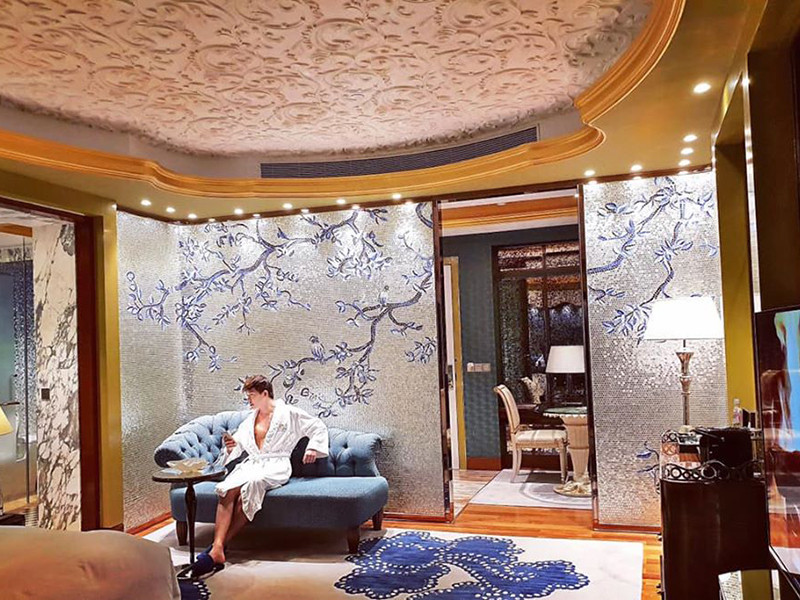 Ngoài biệt thự 380 tỷ ở xứ cờ hoa, nam ca sĩ còn sở hữu nhiều bất động sản trong nước.