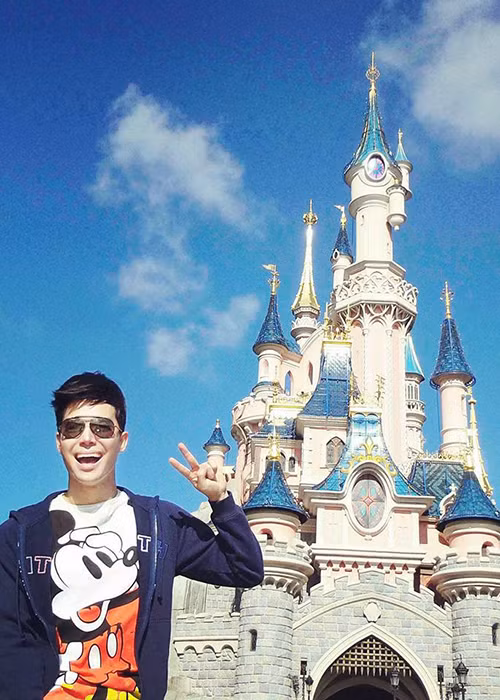 Cuộc sống xa hoa của Nathan Lee khiến nhiều người ngưỡng mộ.