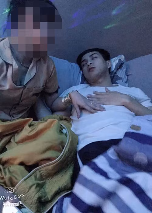 Vi sao Ho Quang Hieu im lang khi bi gai tre to “cuop doi con gai“-Hinh-2