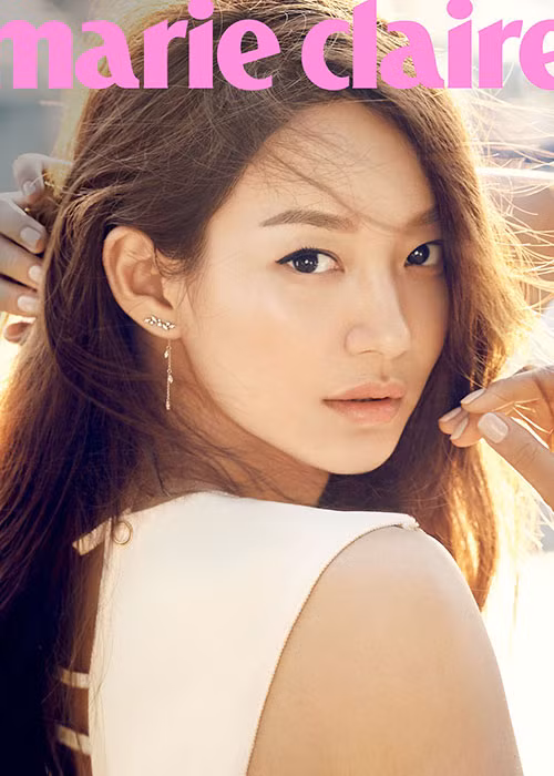 Vì xuất hiện dày đặc trên các trang bìa tạp chí, Shin Min Ah được mệnh danh là “Kate Moss của châu Á”.