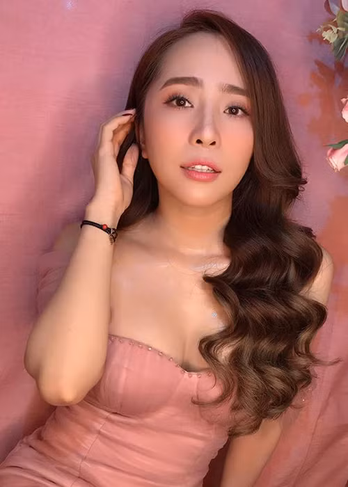 Nhã của "Về nhà đi con" cho rằng thẩm mỹ là điều không xấu trong xã hội hiện đại nên không ngại thừa nhận.