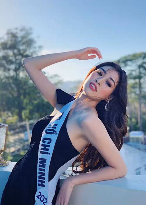 Trước khi tham gia Hoa hậu Hoàn vũ Việt Nam 2019, Khánh Vân có đời tư sạch scandal.