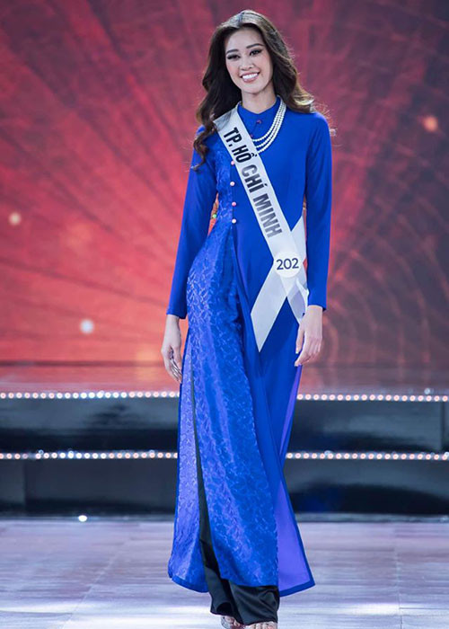 Ở cả hai mùa giải, người đẹp đến từ TP HCM đều đoạt danh hiệu Thí sinh mặc áo dài đẹp nhất.