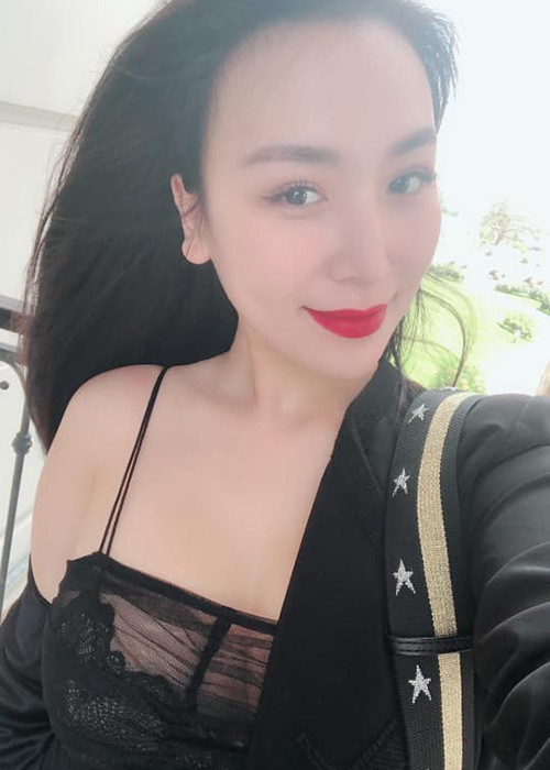 Bà xã của Khắc Việt sở hữu gương mặt xinh đẹp, vóc dáng gợi cảm không kém một hot girl.