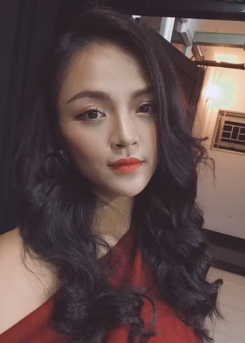 Nhiều người hâm mộ thúc giục Thu Quỳnh sớm công khai chân dung bạn trai sau 4 năm ly hôn.