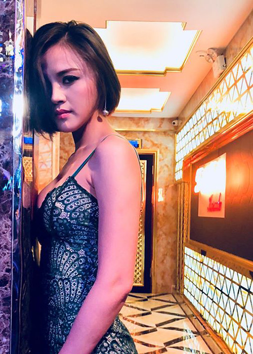 Nhờ lợi thế vóc dáng, Thu Quỳnh gây ấn tượng khi vào vai cô gái làng chơi trong bộ phim "Quỳnh búp bê" gây sốt năm 2018.