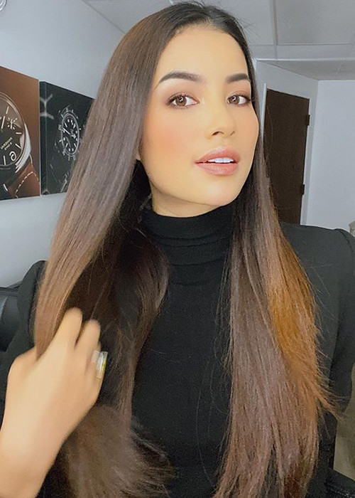 Nàng hoa hậu sinh năm 1991 hiện có cuộc sống sang chảnh, hạnh phúc tại xứ cờ hoa.