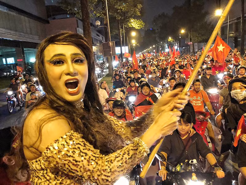 Huỳnh Lập bày tỏ sự phấn khích khi đi bão.