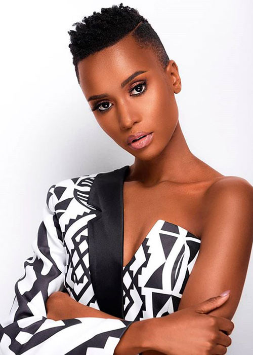 Ở phần thi ứng xử, Zozibini cho biết, điều cô muốn dạy các cô gái trẻ là khả năng lãnh đạo. Tân hoa hậu nghĩ rằng phụ nữ là những người mạnh mẽ nhất thế giới và cần có chỗ đứng trong xã hội.