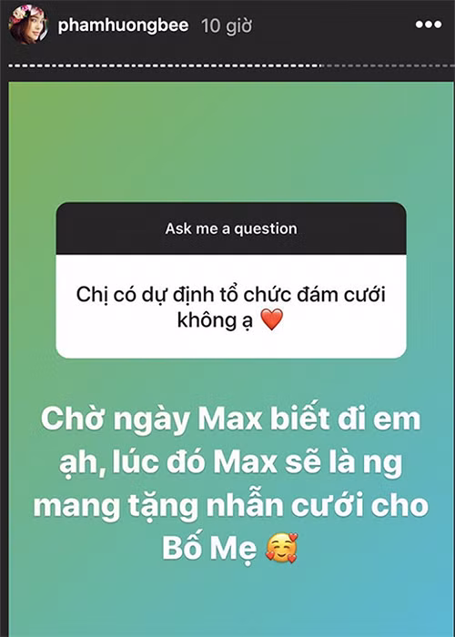 Gần đây, Phạm Hương tiết lộ cô sẽ tổ chức đám cưới khi bé Maximus biết đi.
